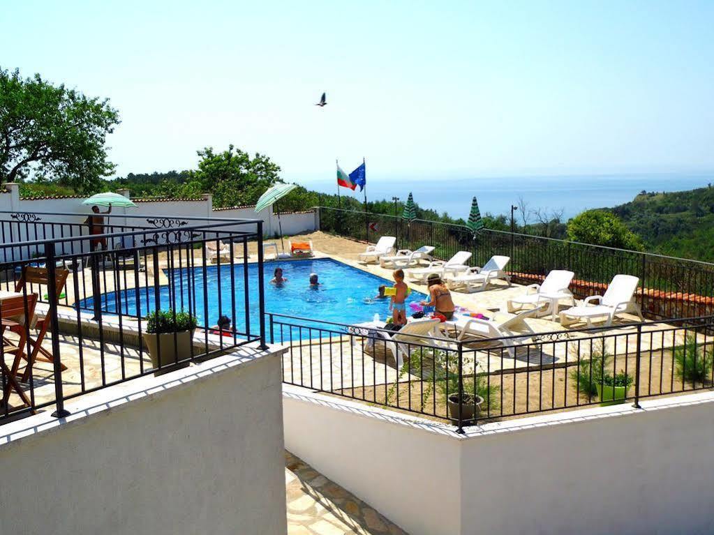 Villa Topola Exteriör bild